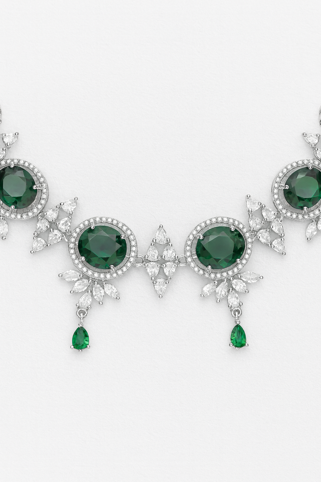 Emerald Royale Necklace - Image 3